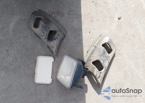 2011 Mazda Tribute I Sport z USA, uszkodzony, nr VIN 4F2CY0C77BKM04936